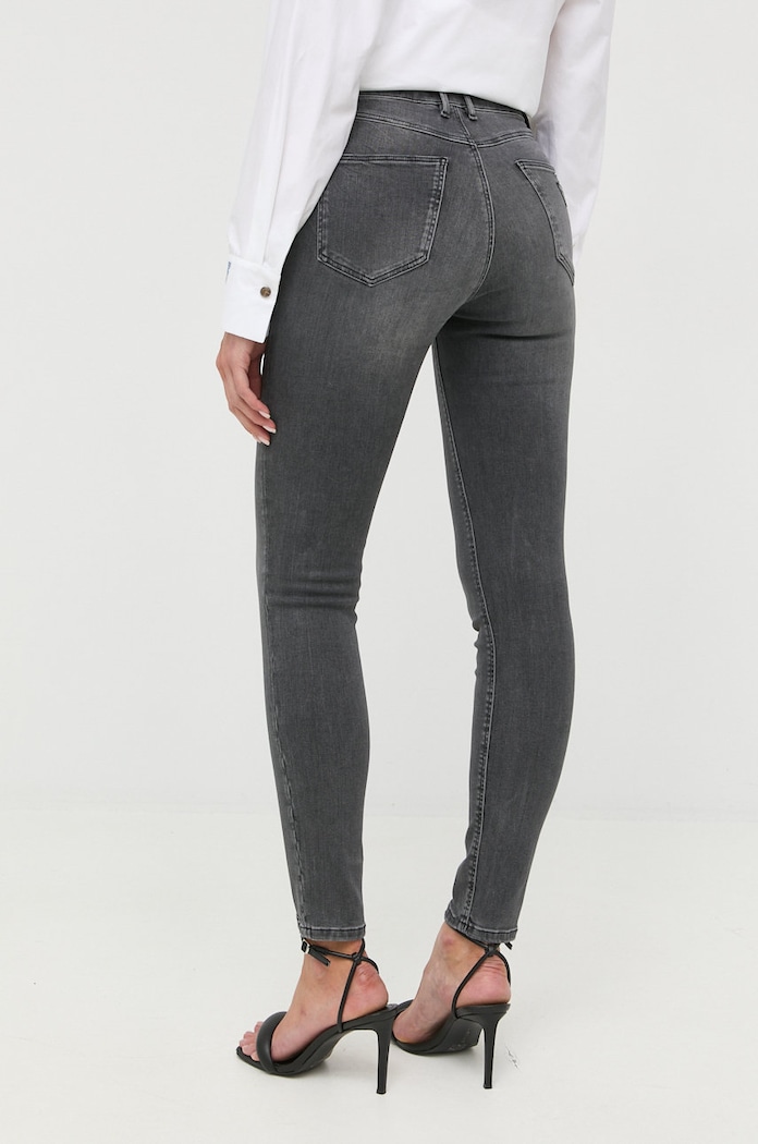 Oblečenie Rifle Guess 1981 SKINNY W2YA46.D4PZ2 sivá