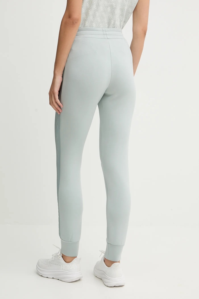 Îmbrăcăminte Guess pantaloni de trening pentru femei cu vâscoză ALLIE V2YB18.K7UW2 verde
