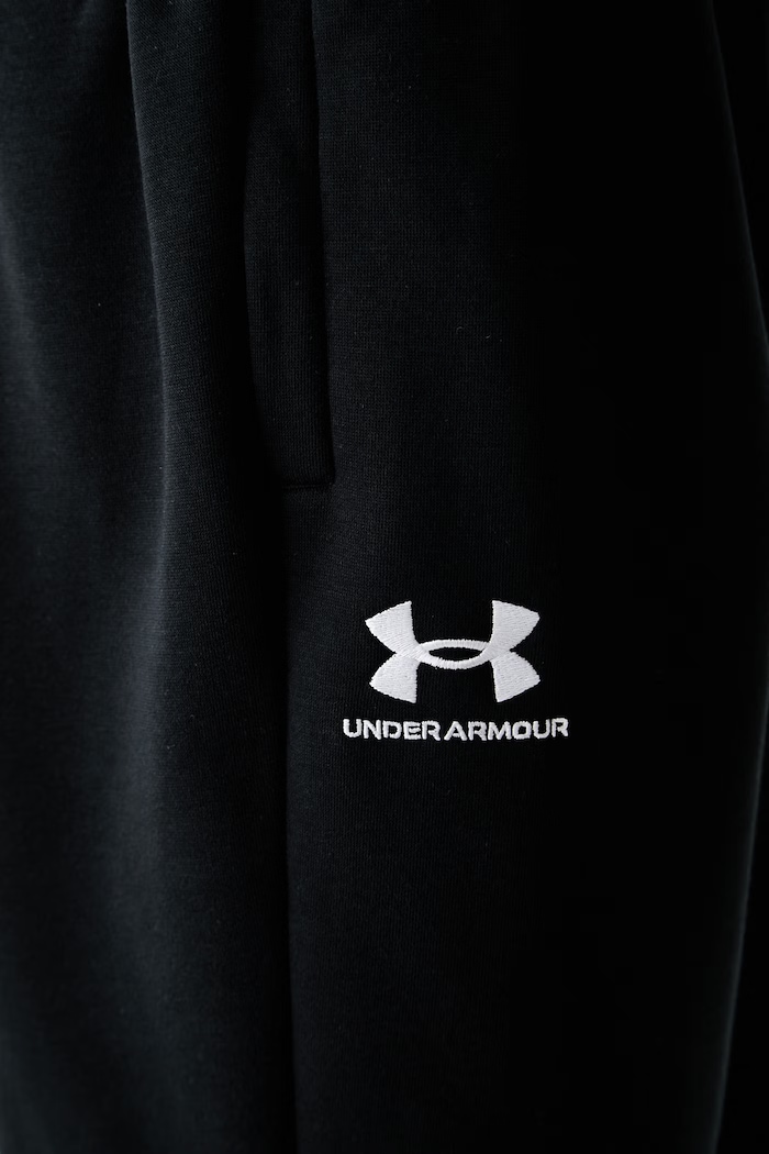 Under Armour melegítő férfi pamuttal Essential Fleece fekete 1373882