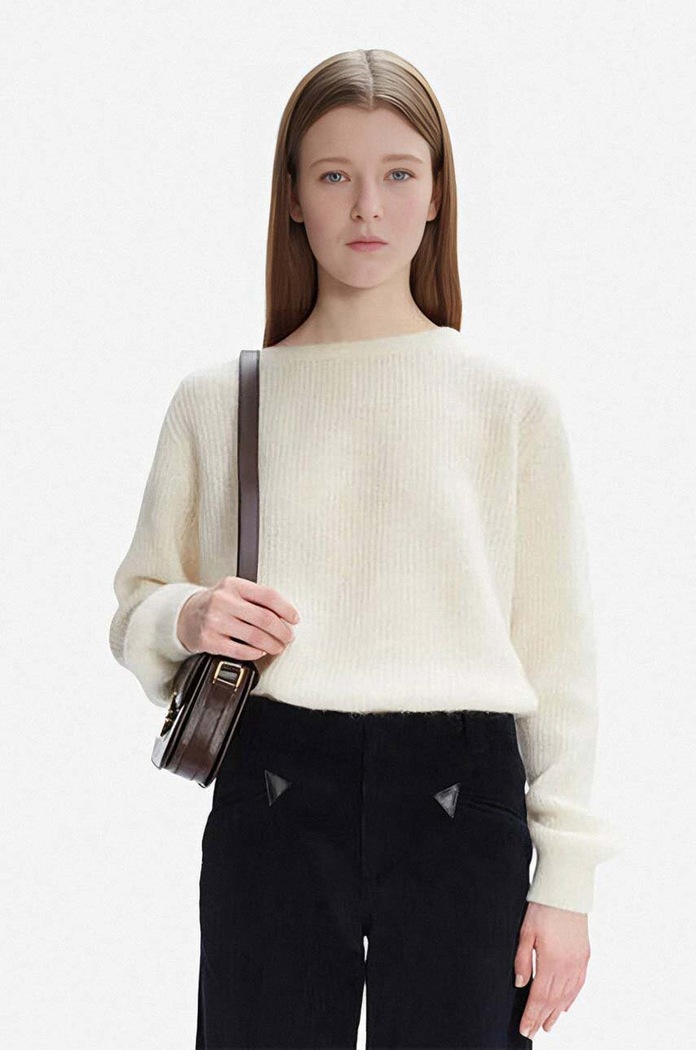 A.P.C. wool jumper Christy medium thickness white WOAOH.F23147