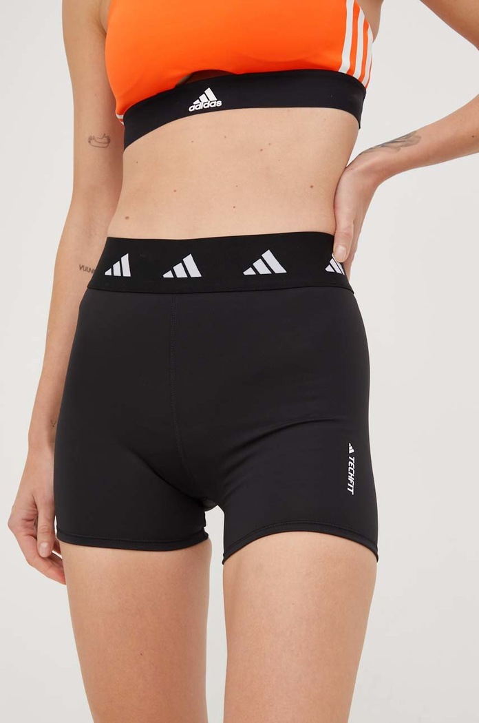 Kratke hlače za trening adidas Performance Period Proof HF6660 crna SS23