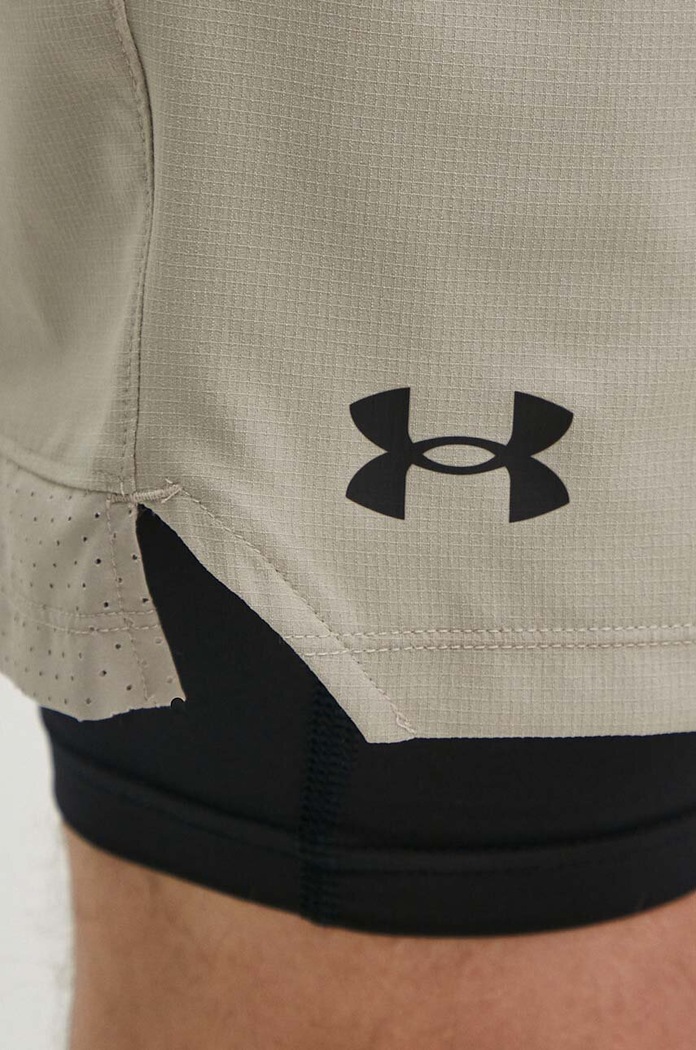 Къс панталон за трениране Under Armour Vanish бежов 1373764