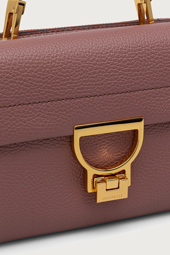 Сумка crossbody для женщин кожаная Coccinelle розовый E1.MD5.55.B7.01