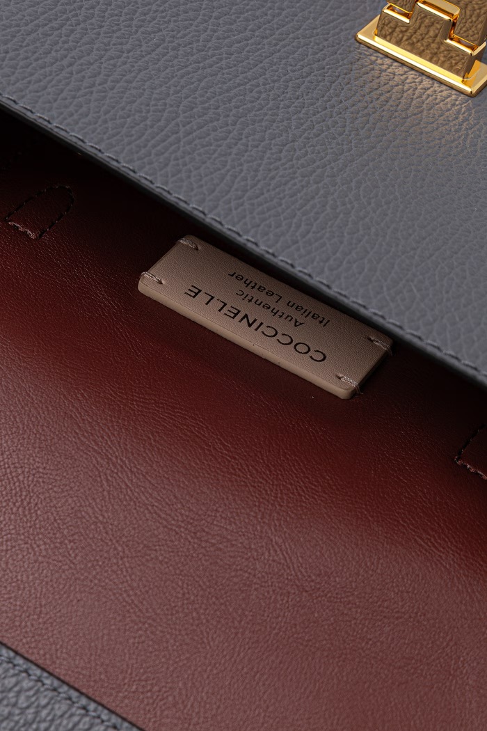 Сумка crossbody для женщин кожаная Coccinelle E1.MD5.55.B7.01 серый