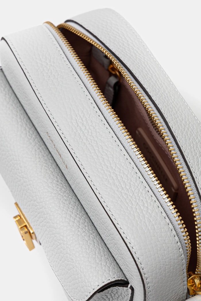 Geantă crossbody pentru femei din piele Coccinelle albastru E1.MF6.15.02.01