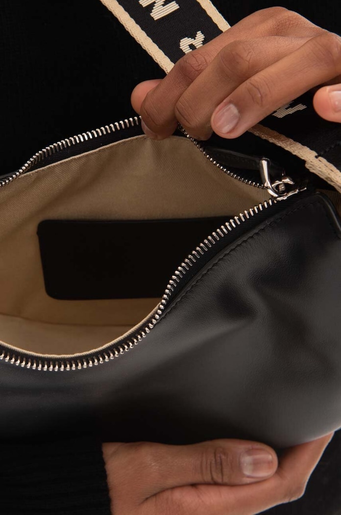 Kožená kabelka Marni černá SBMP0128U0.LV589.00N99