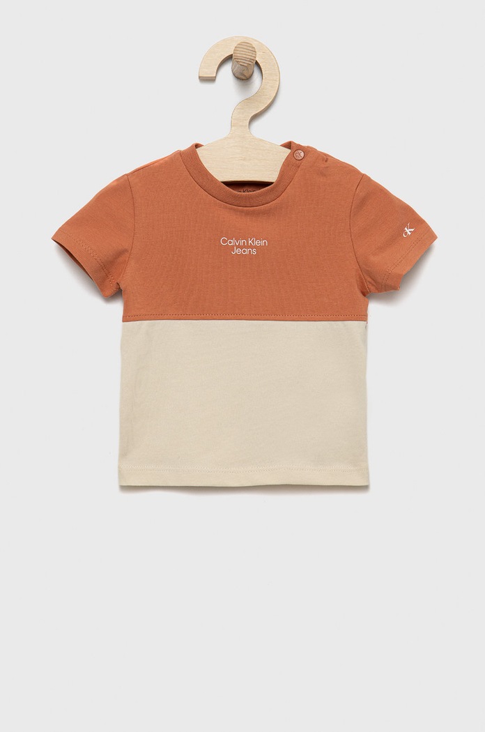 Calvin Klein Jeans t-shirt dziecięcy IN0IN00002.9BYY z elastanem brązowy IN0IN00002.9BYY