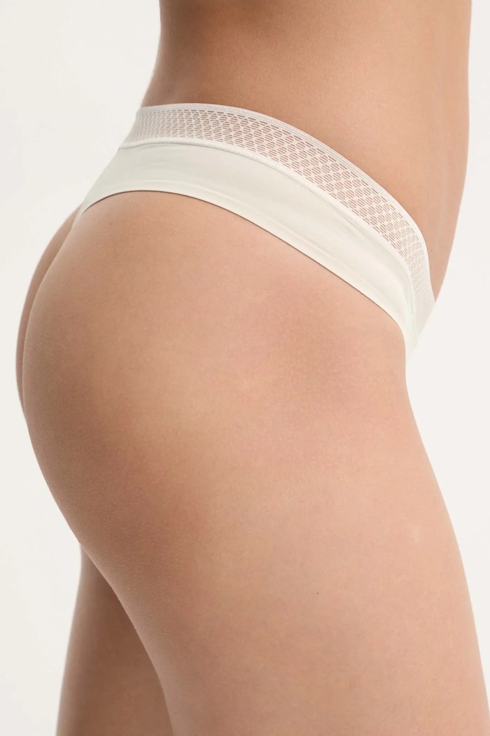 Odzież Calvin Klein Underwear stringi damskie 000QF6307E beżowy