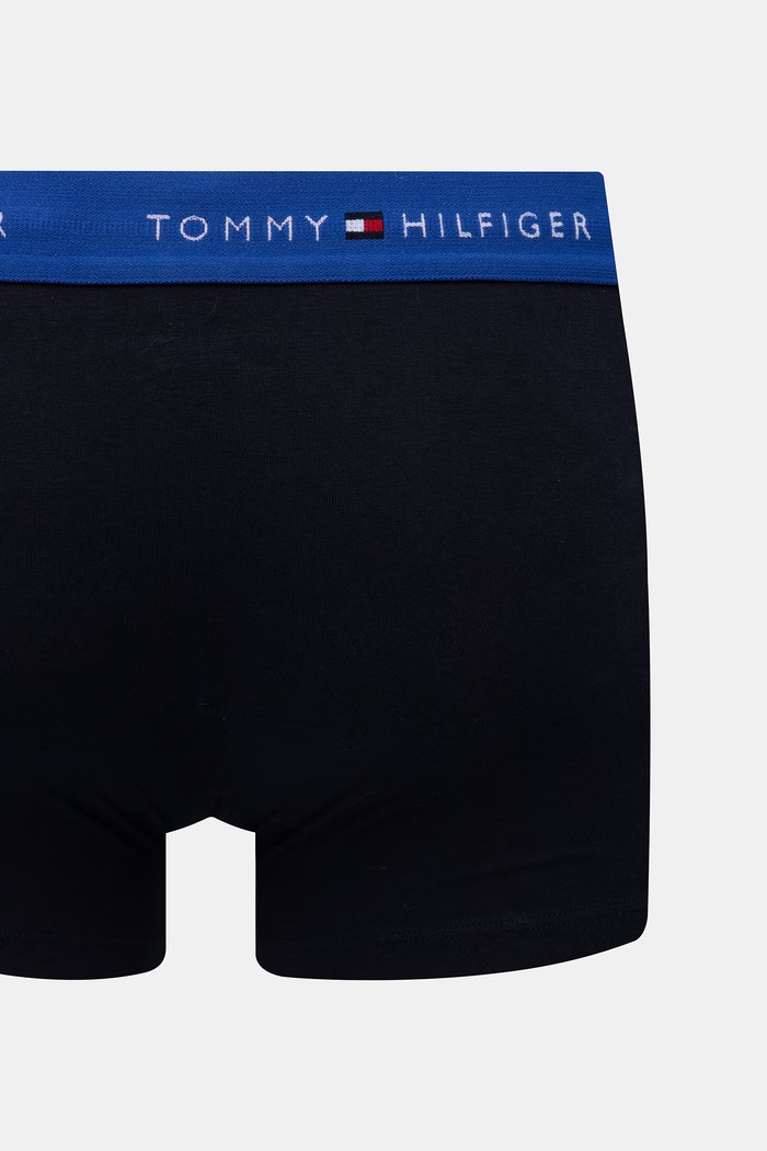 Tommy Hilfiger εφαρμοστά μποξεράκια ανδρικά με βαμβάκι 3-pack UM0UM02763 μαύρο