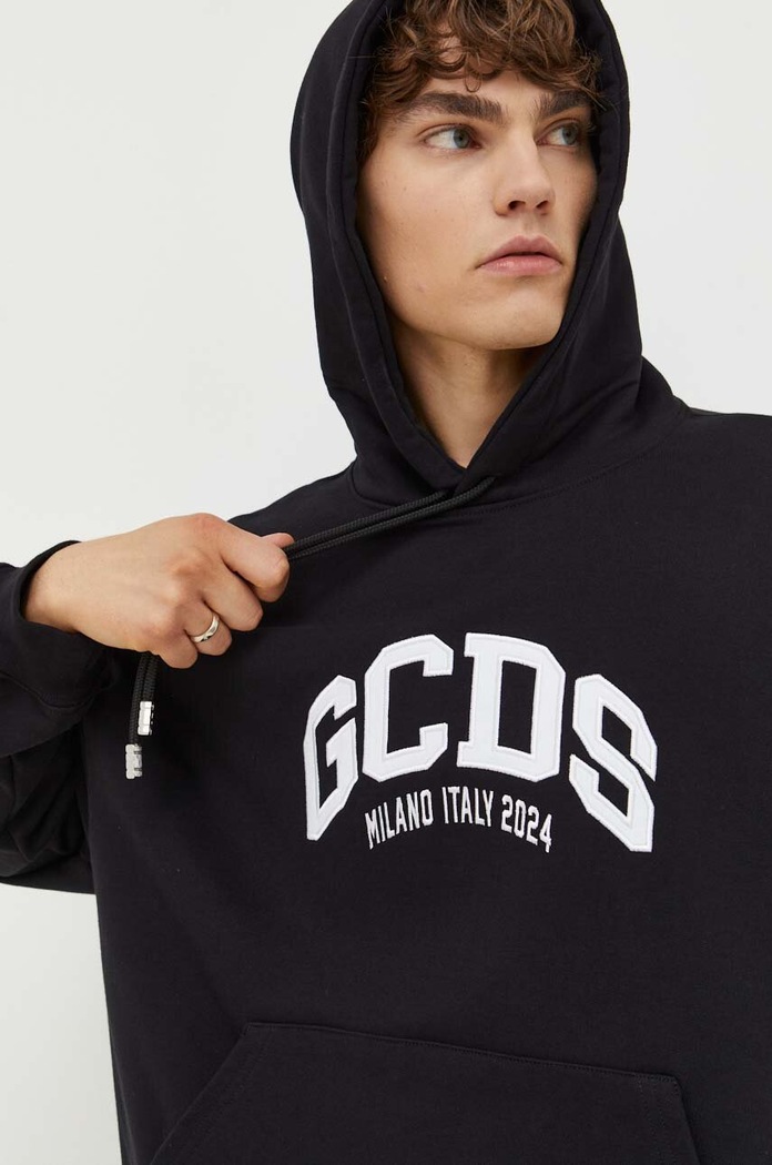 Βαμβακερή μπλούζα GCDS μαύρο FW23M100681