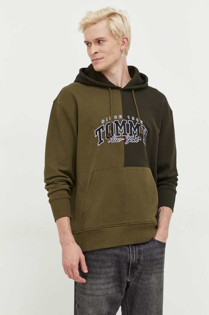 Βαμβακερή μπλούζα Tommy Jeans DM0DM17802 πράσινο AW23