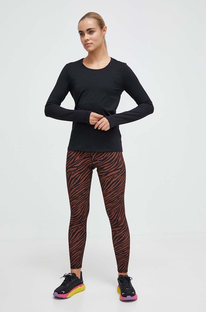 Casall longsleeve treningowy Essential 20452 czarny AW23