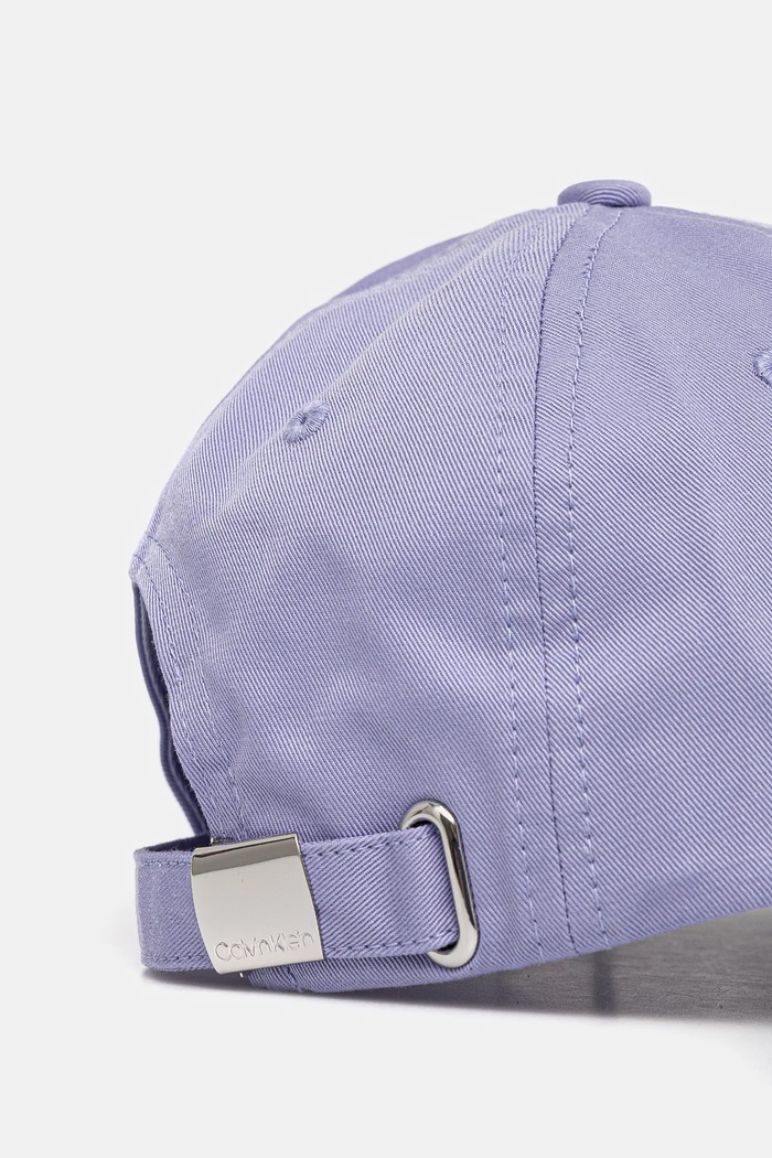 Akcesoria Calvin Klein czapka z daszkiem bawełniana K60K610525 fioletowy