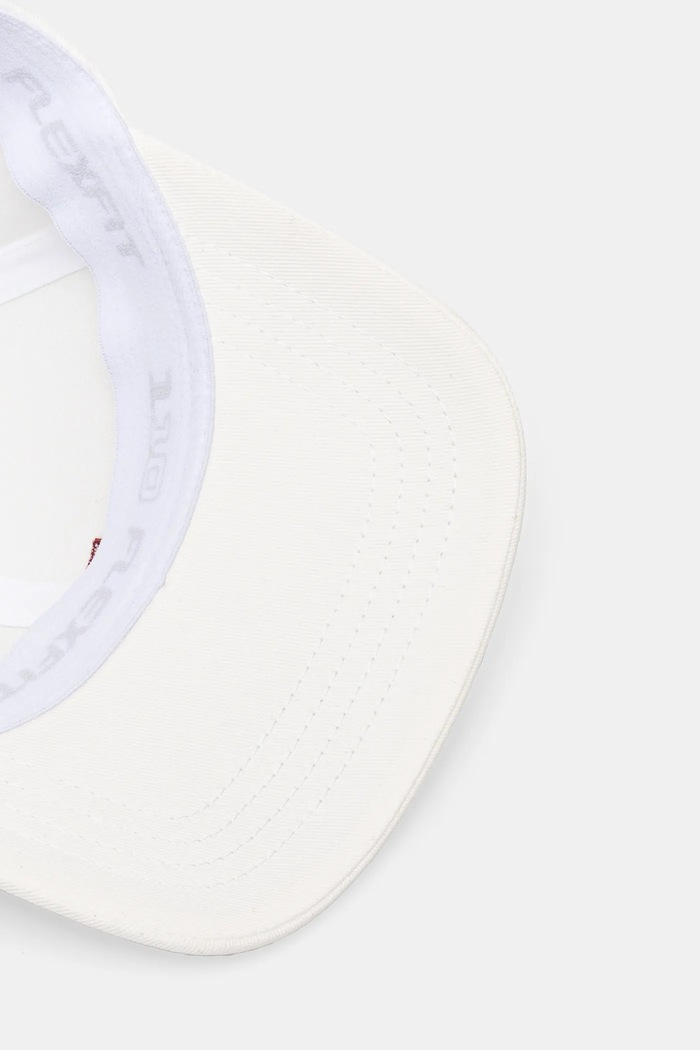 Kapa sa šiltom Levi's bijela D7723.0001