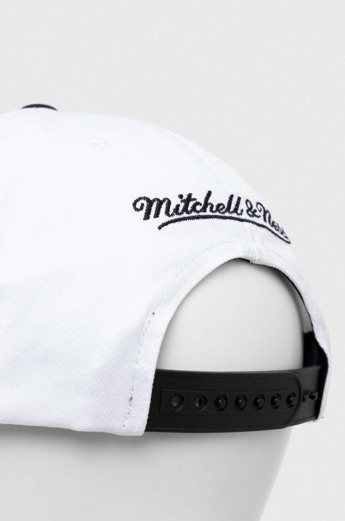 Doplňky Bavlněná baseballová čepice Mitchell&Ness ATLANTA HAWKS HHSS5798.AHAYYPPPWHI bílá