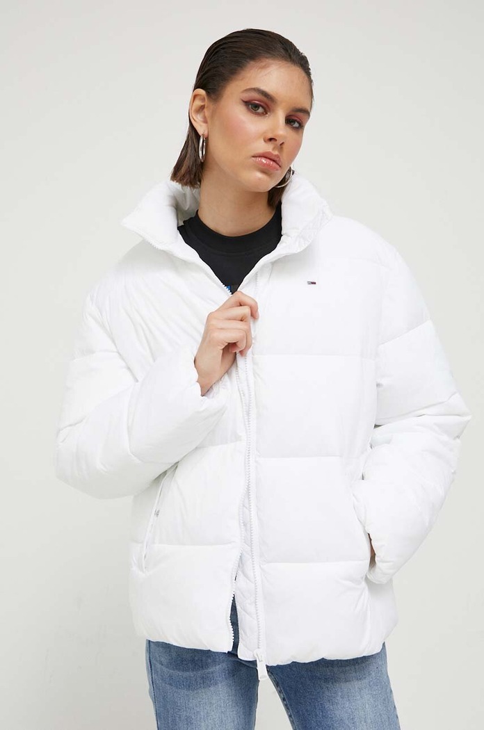 Bunda Tommy Jeans zateplené biela DW0DW15963