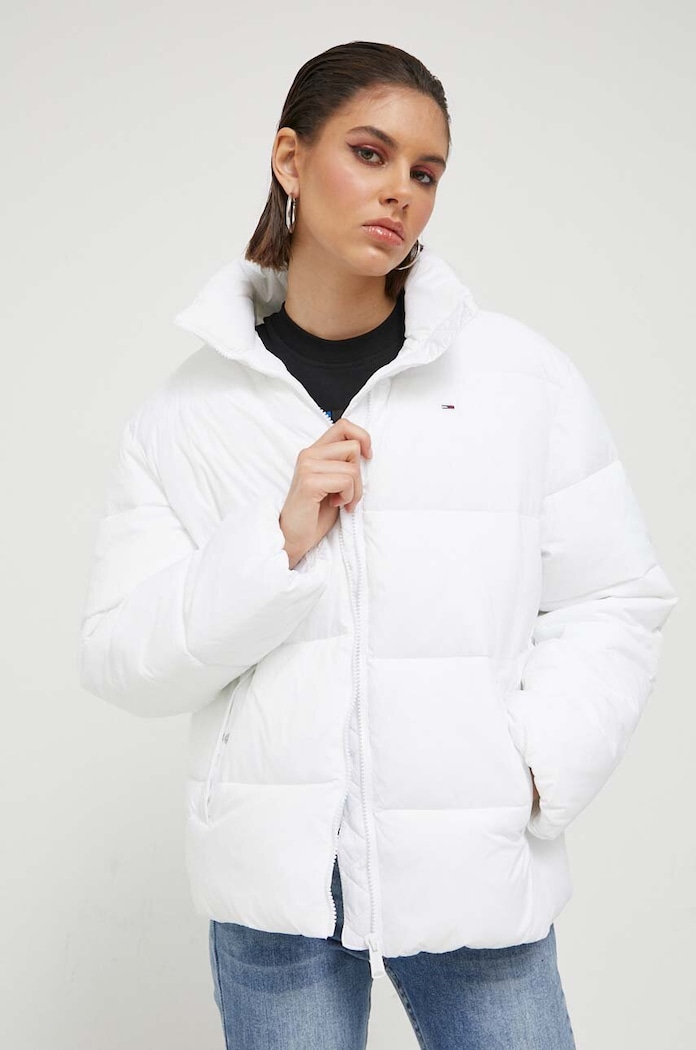 Bunda Tommy Jeans zateplené biela DW0DW15963