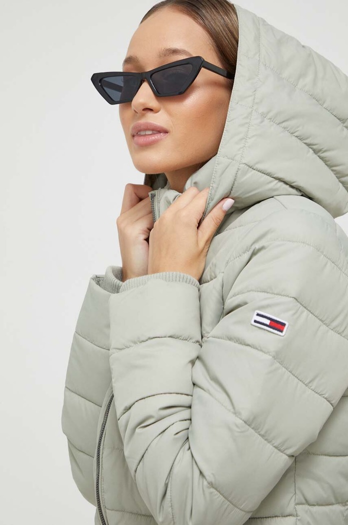 Яке Tommy Jeans зелен DW0DW13741