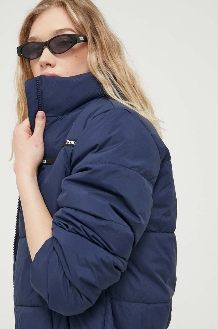 Bunda Tommy Jeans námořnická modř DW0DW16100
