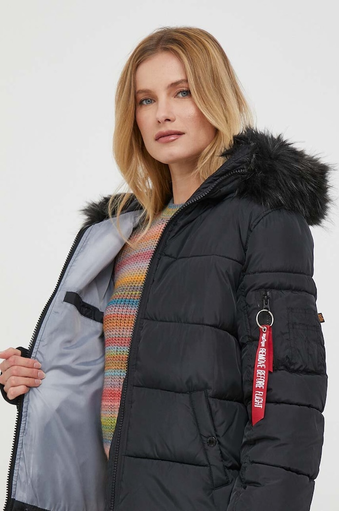 Bunda Alpha Industries Hooded Puffer Wmn 108004.03