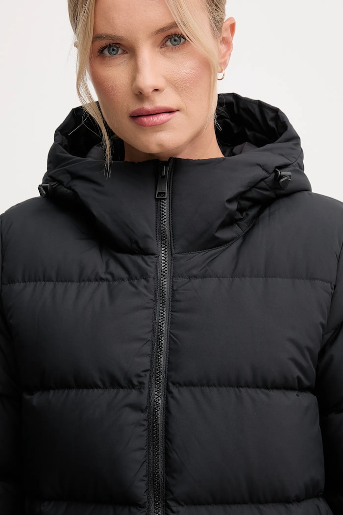 Пухено яке Jack Wolfskin Frozen Palace Jack Wolfskin 1204133 черен