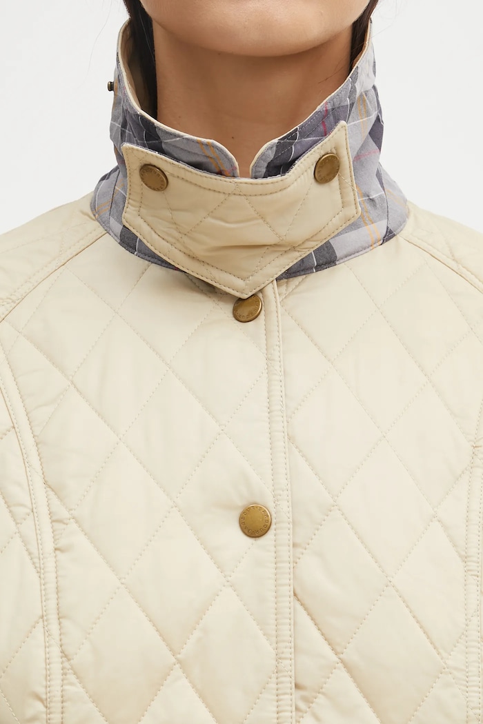 Barbour kurtka LQU0519 beżowy