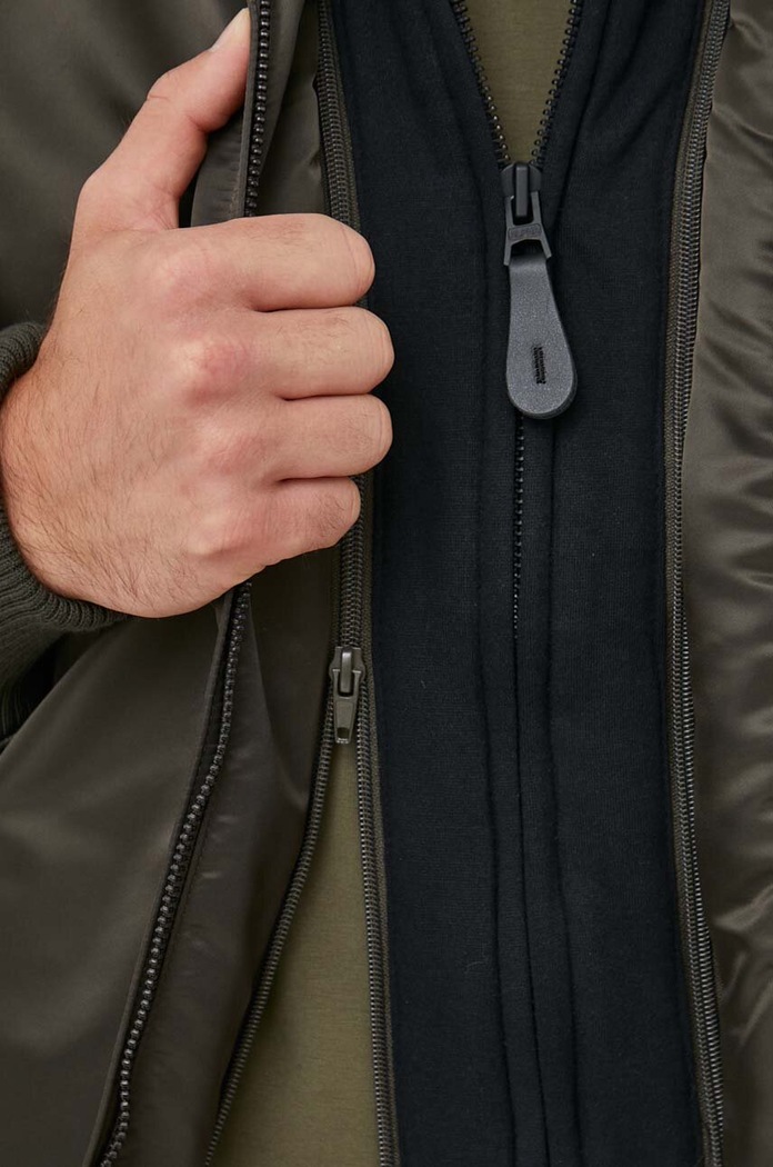 Alpha Industries geacă bomber MA-1 D-Tec Hood Bomber 183110.413
