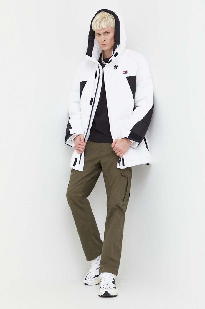 Tommy Jeans rövid kabát DM0DM17662 fehér AW23