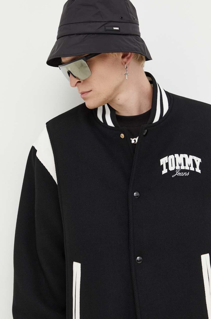Bomber μπουφάν από μαλλί Tommy Jeans μαύρο DM0DM17223