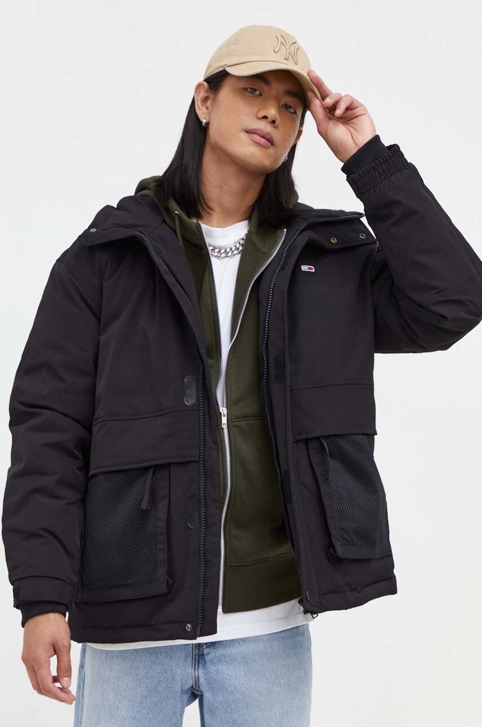 Bunda Tommy Jeans zateplené čierna DM0DM17225