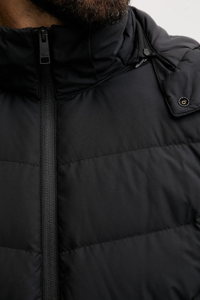 Μπουφάν με επένδυση από πούπουλα Jack Wolfskin Colonius Jack Wolfskin 1207431 μαύρο