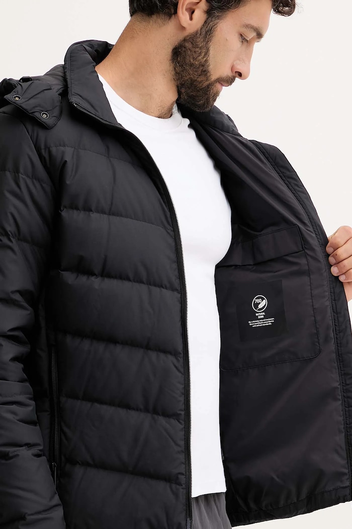 Μπουφάν με επένδυση από πούπουλα Jack Wolfskin Colonius Jack Wolfskin μαύρο 1207431