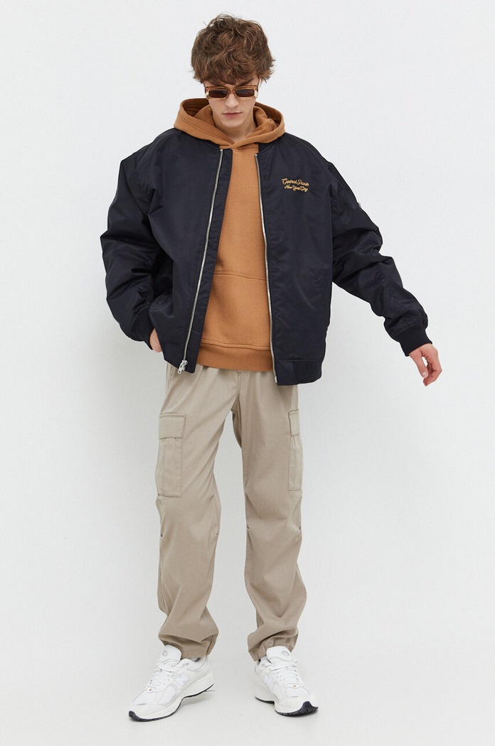 Bomber jakna Abercrombie & Fitch KI132.3179.908 črna AW23