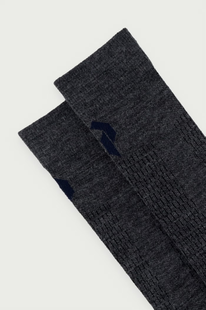 Peak Performance Skarpety narciarskie z dodatkiem wełny G79990 szary AW25