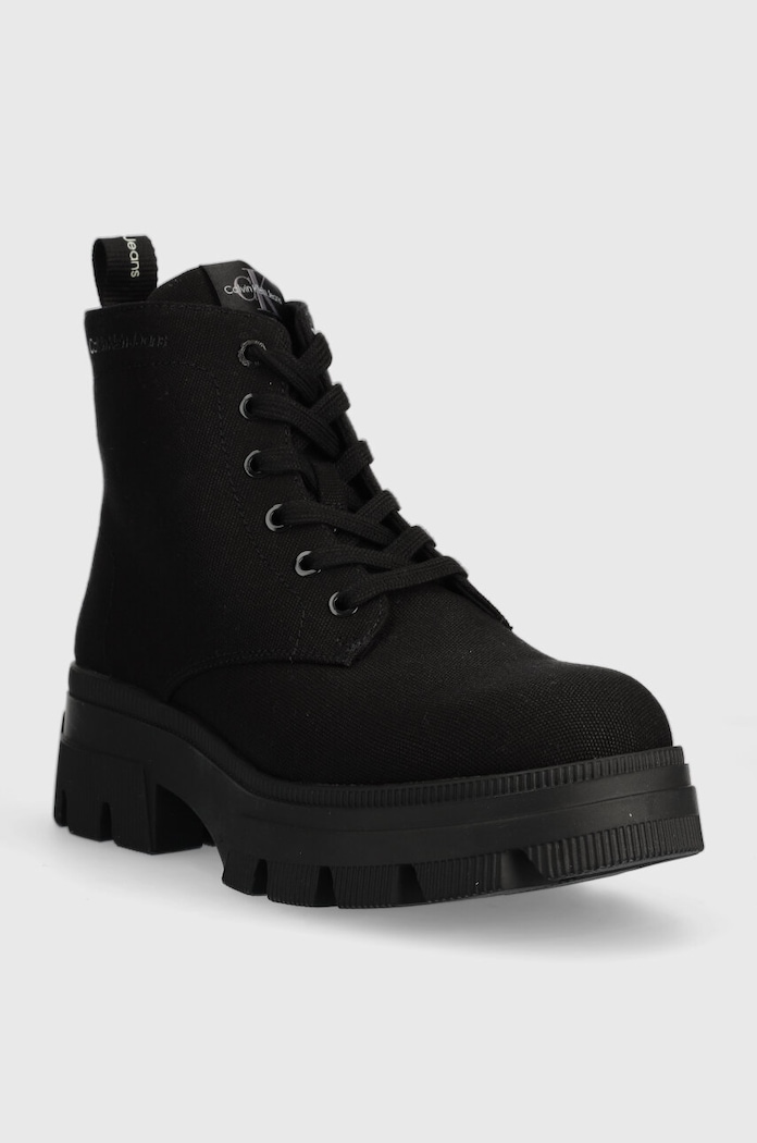 Кубинки Calvin Klein Jeans CHUNKY COMBAT LACEUP YW0YW01239 черен AW23