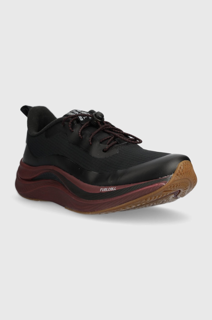 Běžecké boty New Balance WFCPWBK WFCPWBK černá AW23