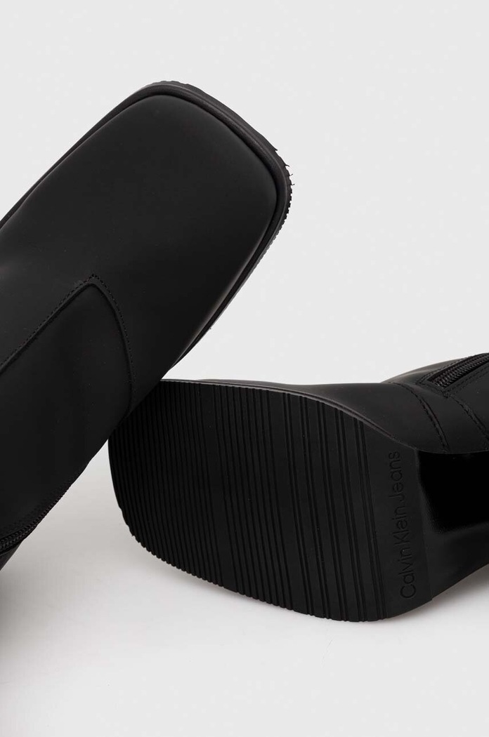 Calvin Klein Jeans bőr csizma HEEL ZIP BOOT LTH WN fekete YW0YW01113