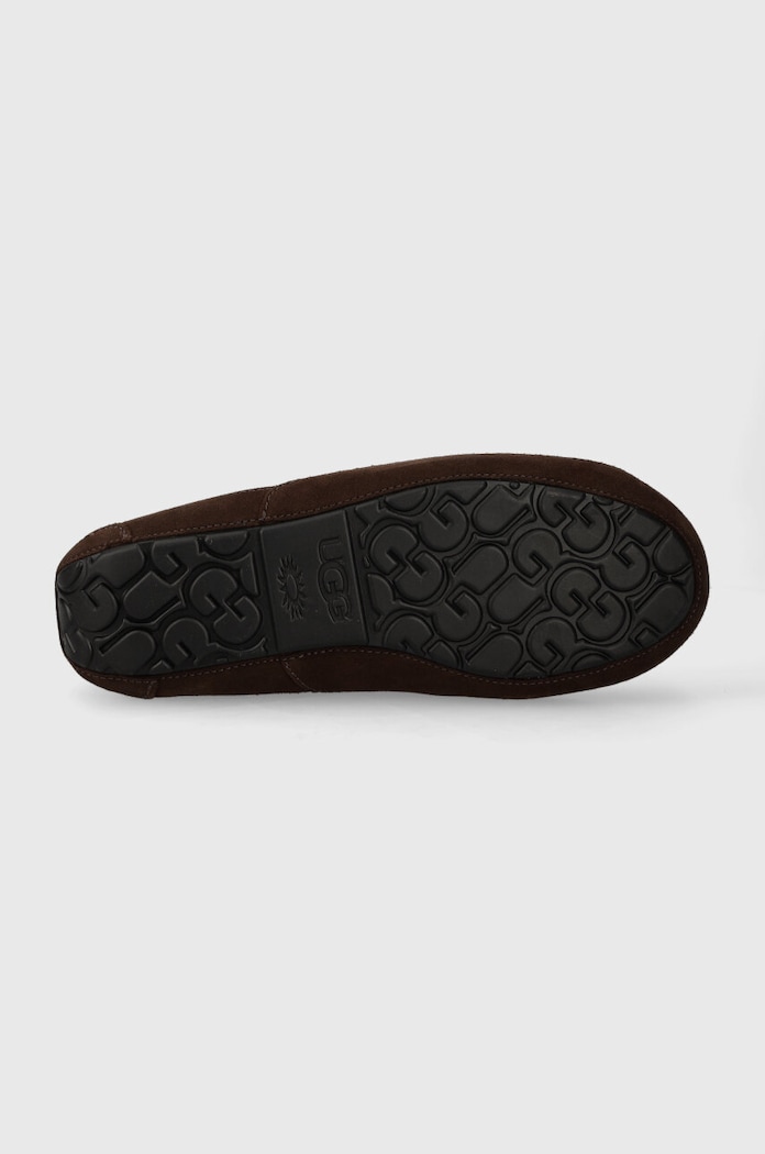 Semišové papuče UGG Ascot 1101110.DDC hnedá