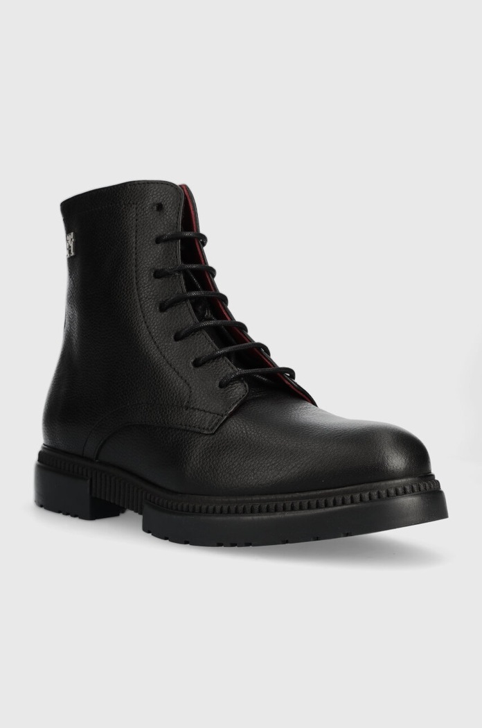 Kožené boty Tommy Hilfiger COMFORT CLEATED THERMO LTH BOOT FM0FM04651 černá AW23