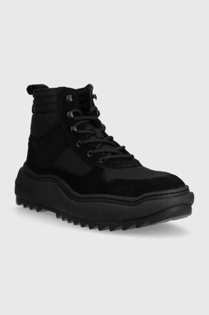 Tenisky Tommy Jeans TJM MIX MATERIAL BOOT EM0EM01245 černá AW23