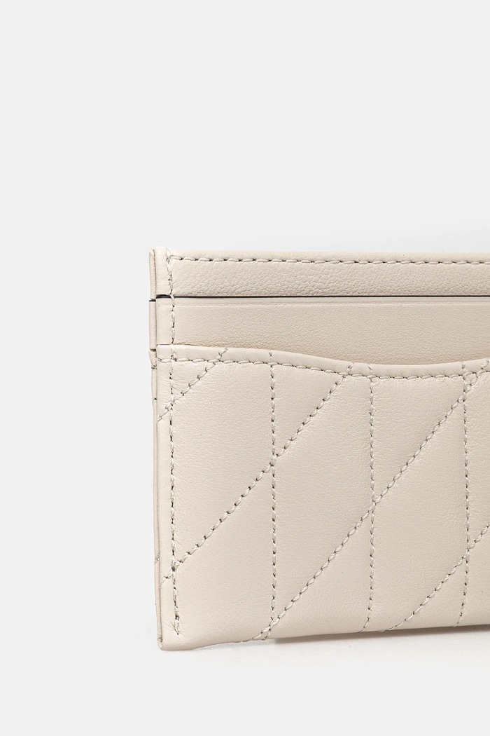 Coach leather card holder Essential Card Case CM434 beige SS26