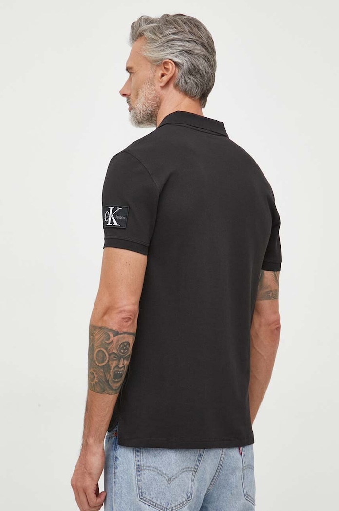 Дрехи Памучна тениска с яка Calvin Klein Jeans J30J323394 черен