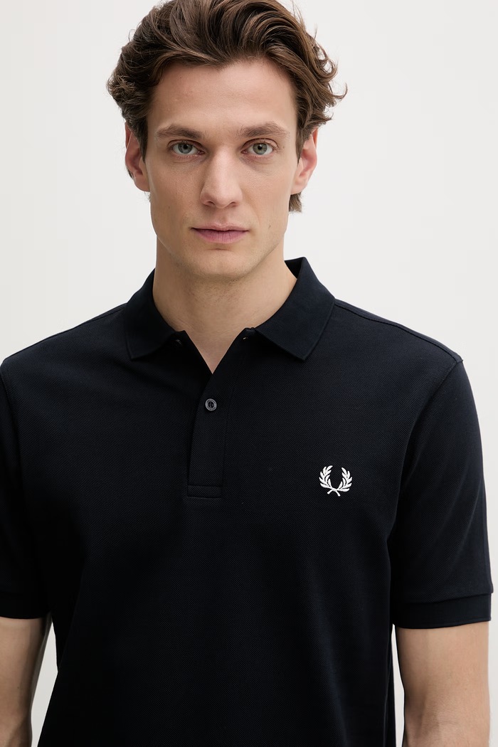Βαμβακερό μπλουζάκι πόλο Fred Perry σκούρο μπλε M6000.608