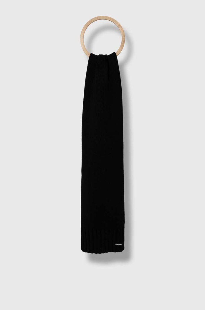 Kratki vuneni šal Calvin Klein bez uzorka crna K50K511006