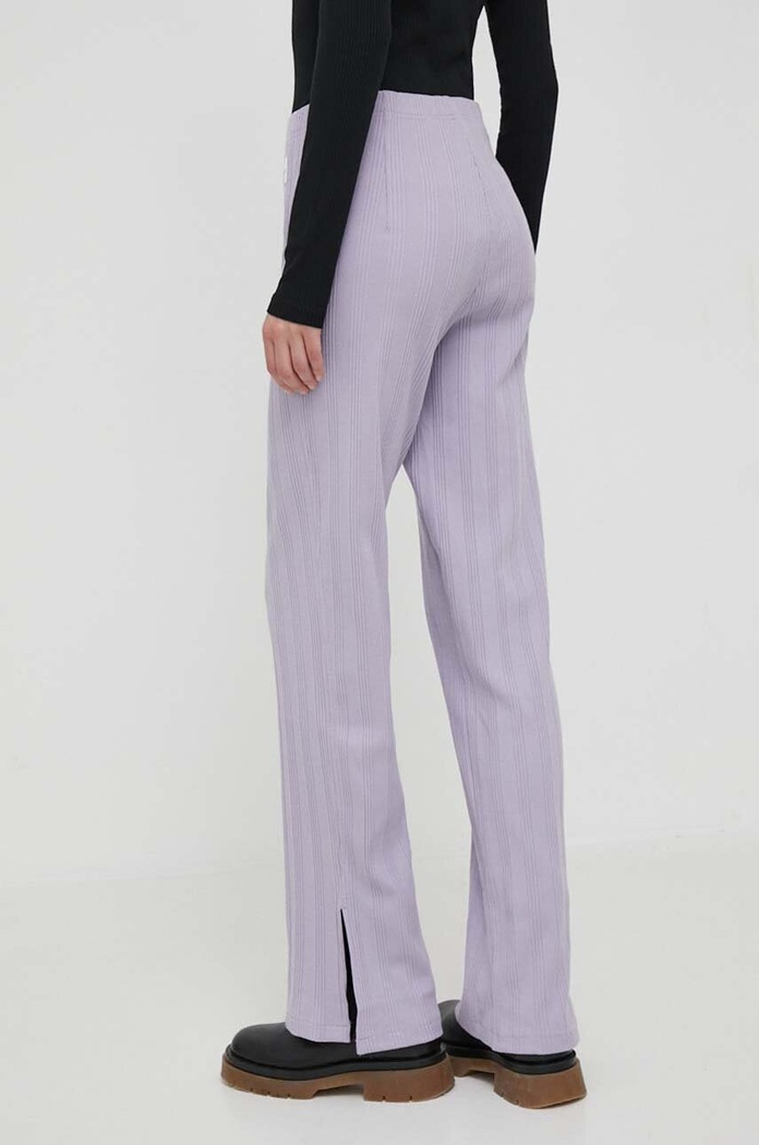 Oblečenie Tepláky Calvin Klein Jeans J20J221597 fialová