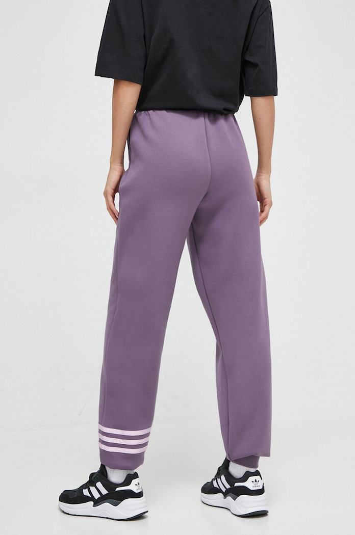 Odzież adidas Originals spodnie dresowe IP6506 fioletowy