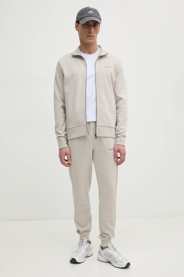 Calvin Klein spodnie dresowe K10K109940 beżowy SS25