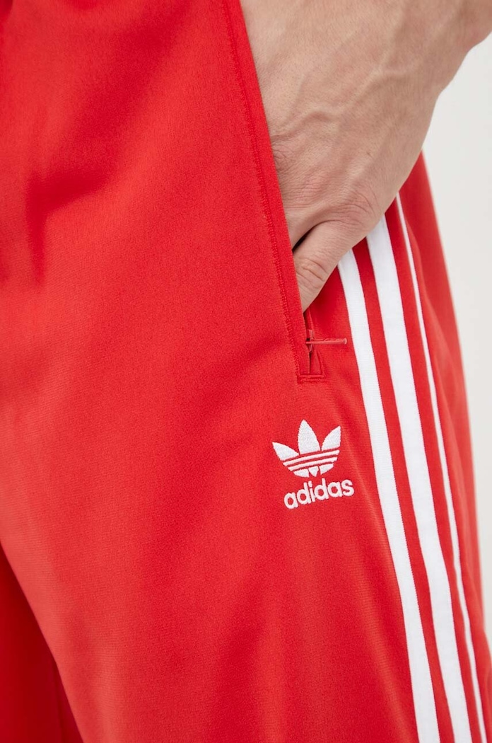 adidas Originals melegítőnadrág piros IJ7057
