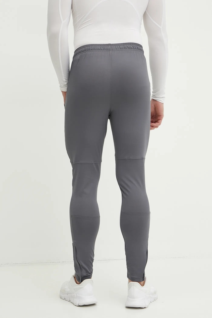 Odzież Under Armour spodnie treningowe Challenger 1379587 szary