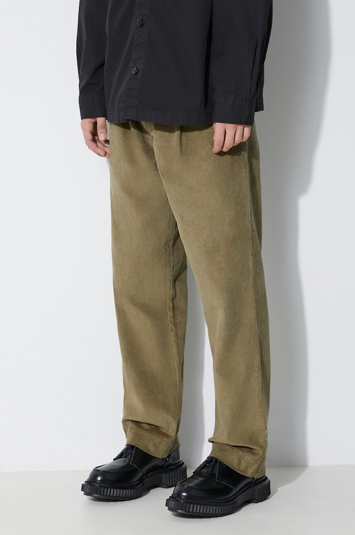 Hlače od samta Maharishi Loose Chino zelena 4568.OLIVE